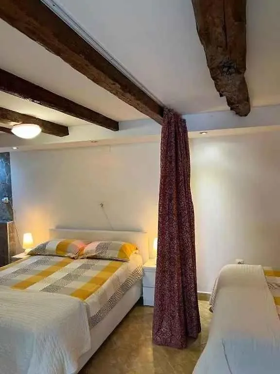 Apartments In Skrbcici - Insel Krk 51200 Croatia