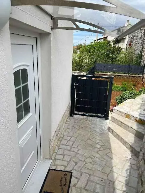 Apartments In Skrbcici - Insel Krk 51200